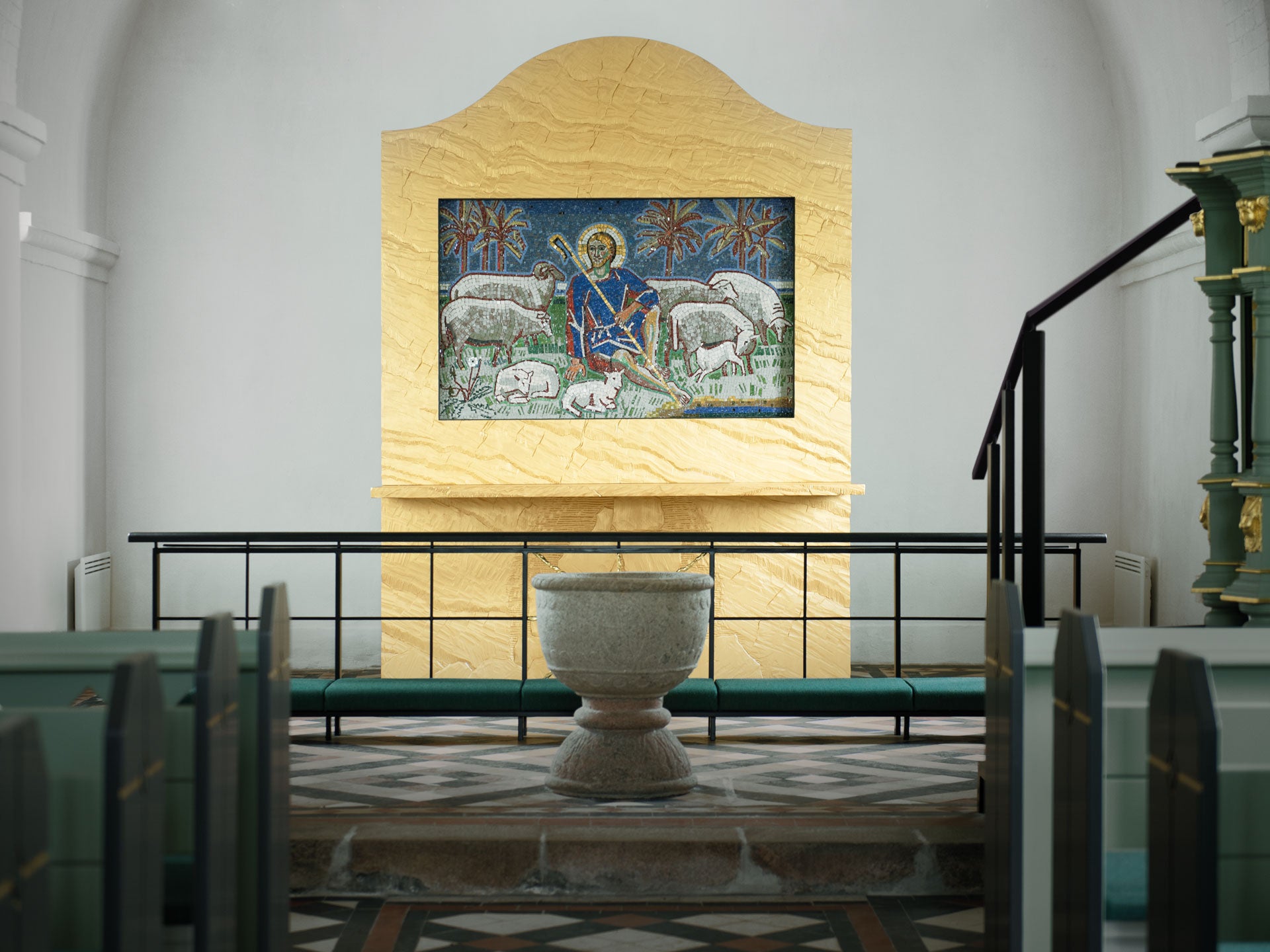 Kirkeudsmykning af Sir Kirke - Gylden altertavle og døbefont, kirkelig kunst af Peter Ejlerskov.